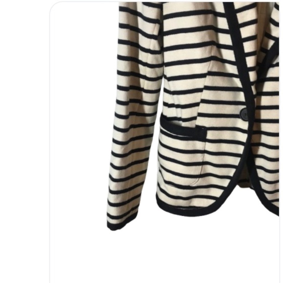 Zara Basic Size Small Women’ Cream And Black Blazer - Picture 2 of 8